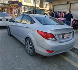 هیۆندای ئەکسنت